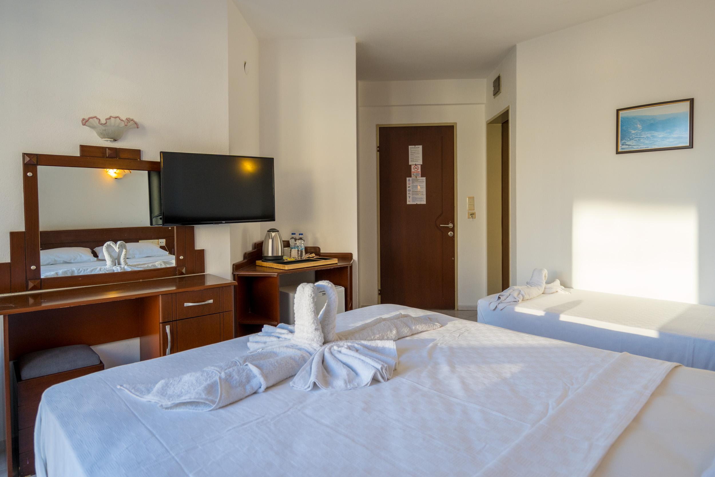 Yuvam Hotel Мармарис Екстериор снимка
