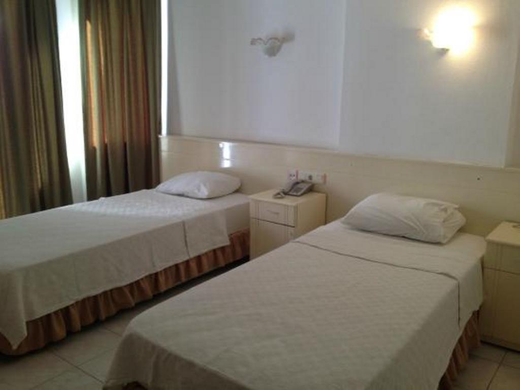 Yuvam Hotel Мармарис Екстериор снимка