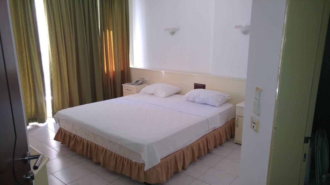 Yuvam Hotel Мармарис Екстериор снимка